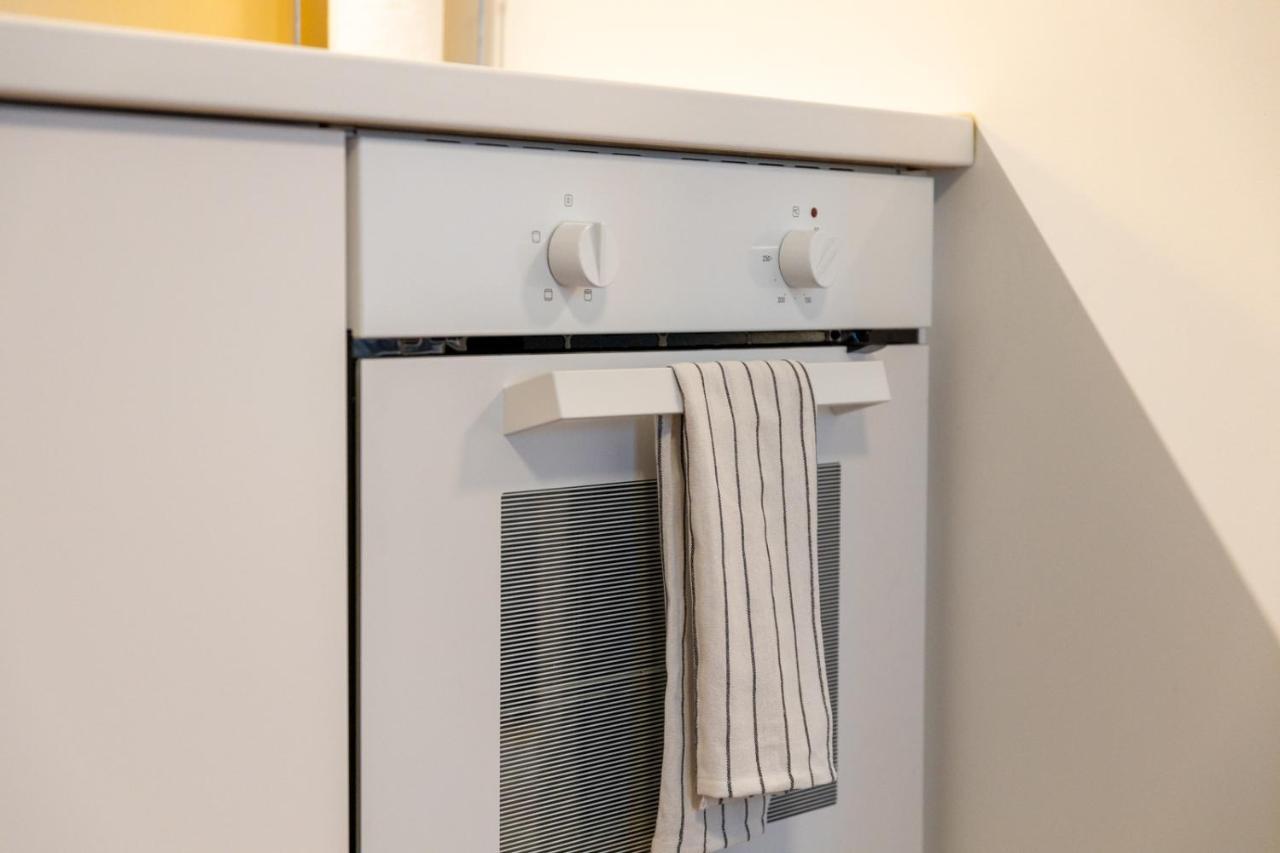탈린 Charming 1Br In Superb Location, Free Parking & Wi-Fi 아파트 외부 사진