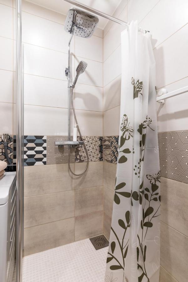 탈린 Charming 1Br In Superb Location, Free Parking & Wi-Fi 아파트 외부 사진